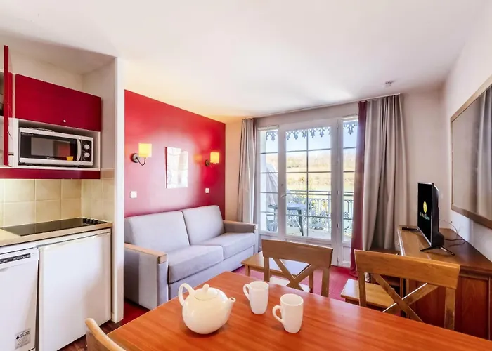 Apartment Le Hameau Du - Maeva - 2 Pieces 4 Personnes - Confort Mae-3634