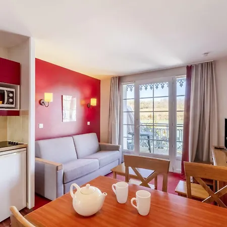 Appartement Résidence Le Hameau Du - Maeva - 2 Pièces 4 Personnes - Confort Mae-3634